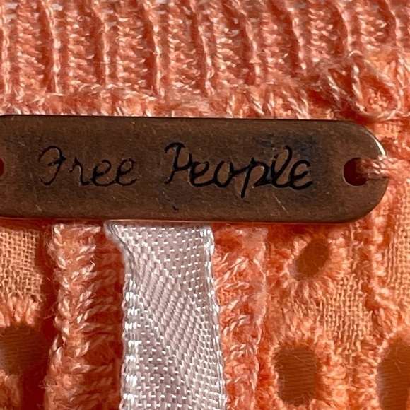 Free people crocheted and knit sleeveless top dreamsicle small - Picture 10 of 10